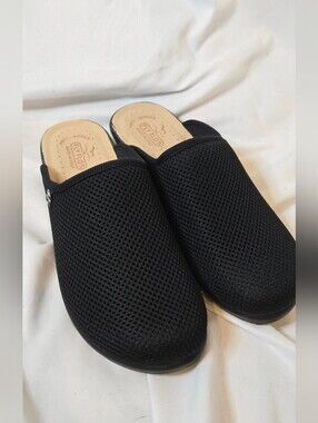 NWOT Fly Flot Black Women's 41/9 Slip-On Mesh Clog Mule Relaxed Comfort